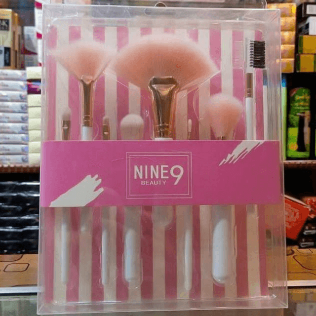 Nine9 Beauty Brush